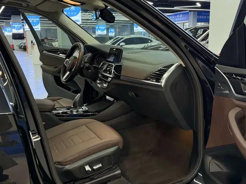 BMW X3 2020 xDrive25i M Sport Package — миниатюра 15