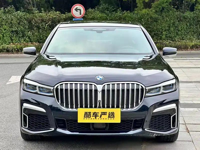 2021 BMW 7 Series 740Li xDrive Executive M Sport Package — миниатюра 2