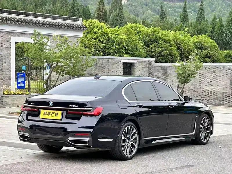 2021 BMW 7 Series 740Li xDrive Executive M Sport Package — миниатюра 6
