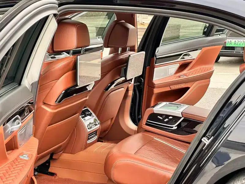 2021 BMW 7 Series 740Li xDrive Executive M Sport Package — миниатюра 9