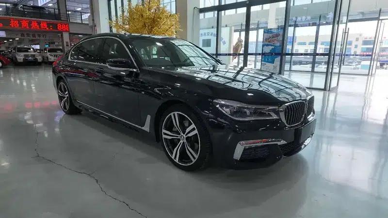 2018 BMW 7 Series 740Li xDrive Luxury Package — миниатюра 3