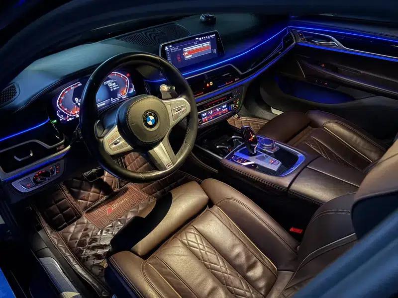 2019 BMW 7 Series 730Li M Sport Package — миниатюра 7