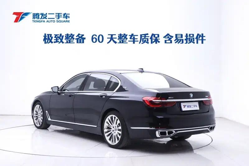2018 BMW 7 Series M760Li xDrive Premium Luxury Edition — миниатюра 3