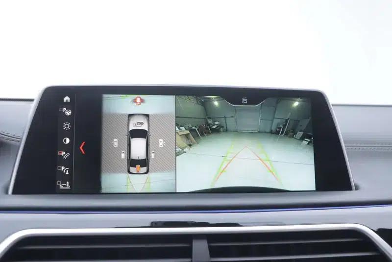 2018 BMW 7 Series M760Li xDrive Premium Luxury Edition — миниатюра 5