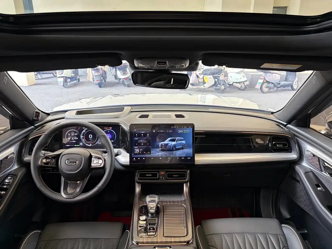 Trumpchi GS8 2022 Hybrid Series 2.0TM 2WD Premium Edition (Six Seats) — миниатюра 16