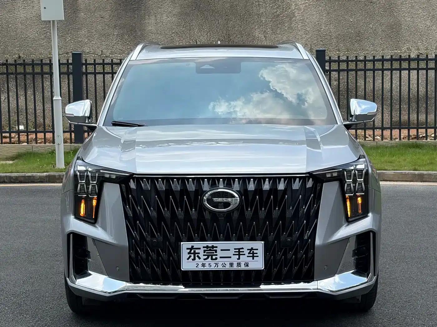 Trumpchi GS8 2022 Hybrid Series 2.0TM 2WD Premium Edition (Six Seats) — миниатюра 3