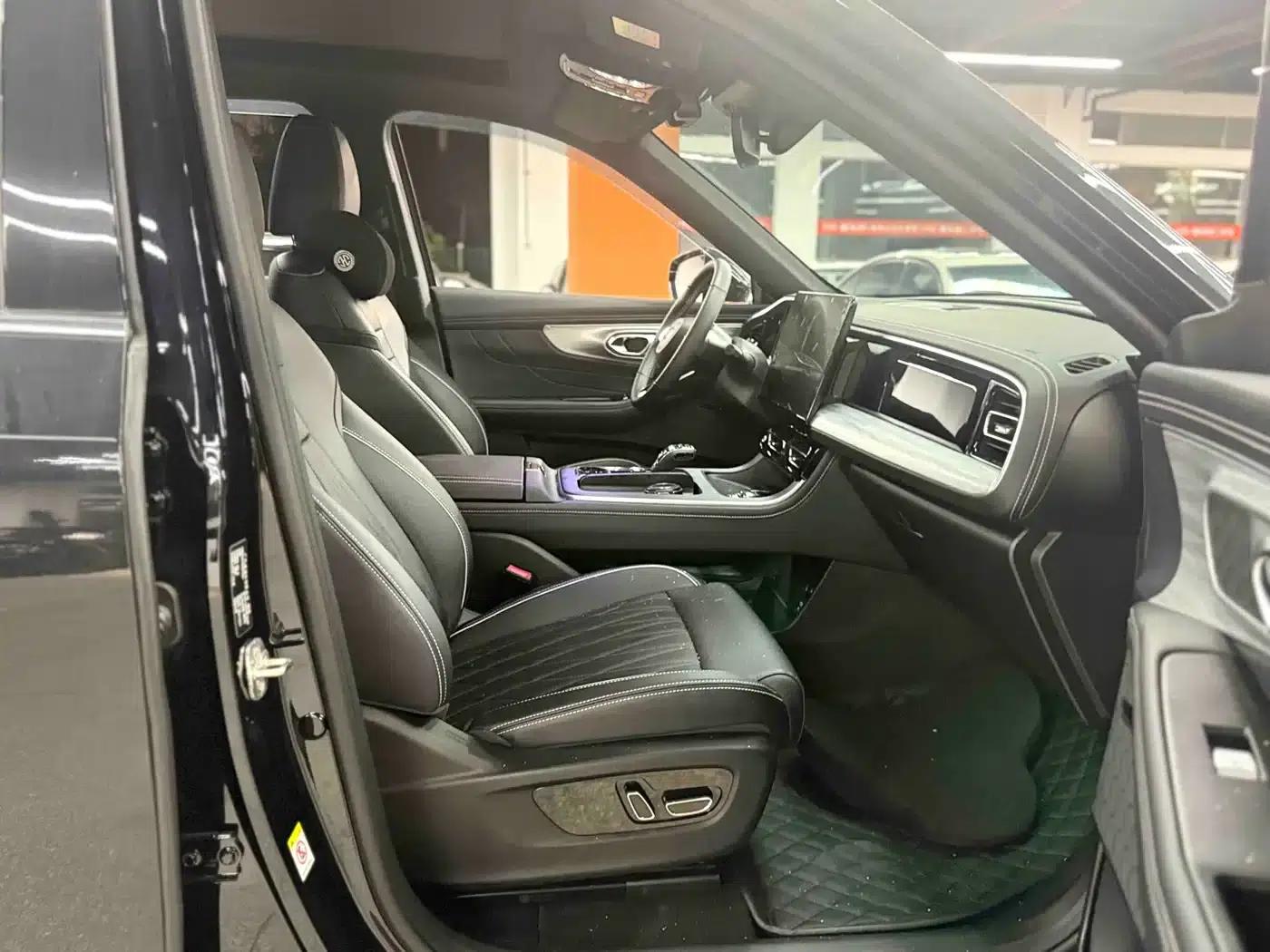 Trumpchi GS8 2025 Navigator Series 2.0TGDI 2WD Luxury 5-Seater — миниатюра 11