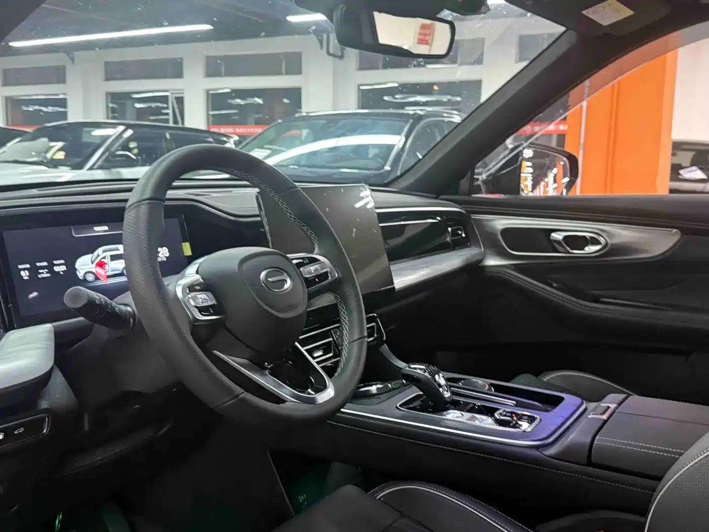 Trumpchi GS8 2025 Navigator Series 2.0TGDI 2WD Luxury 5-Seater — миниатюра 7