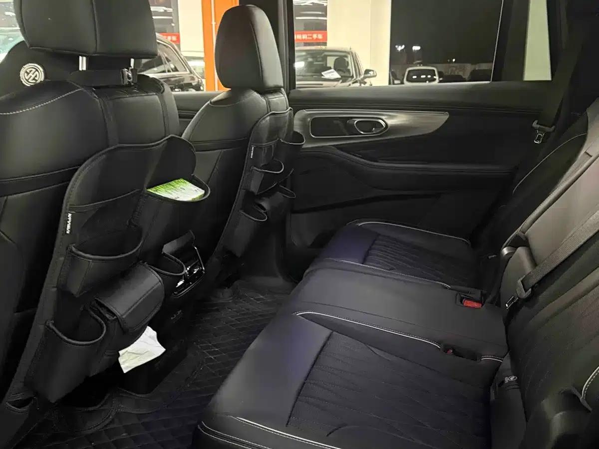 Trumpchi GS8 2025 Navigator Series 2.0TGDI 2WD Luxury 5-Seater — миниатюра 9