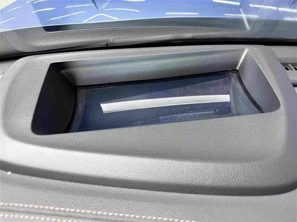 Trumpchi GS8 2022 Hybrid Series 2.0TM 2WD Premium Edition (Six Seats) — миниатюра 25