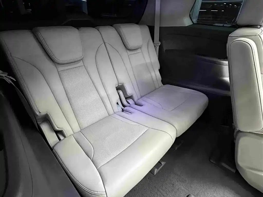 Trumpchi GS8 2022 Hybrid Series 2.0TM 2WD Premium Edition (Six Seats) — миниатюра 32