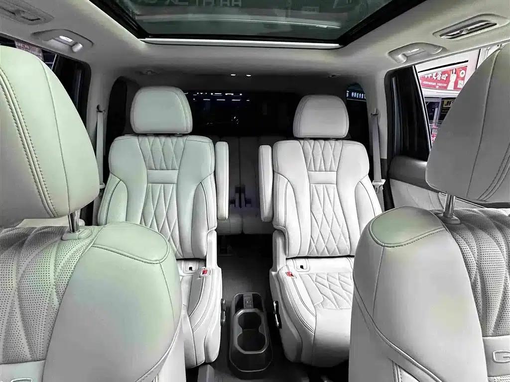 Trumpchi GS8 2022 Hybrid Series 2.0TM 2WD Premium Edition (Six Seats) — миниатюра 35