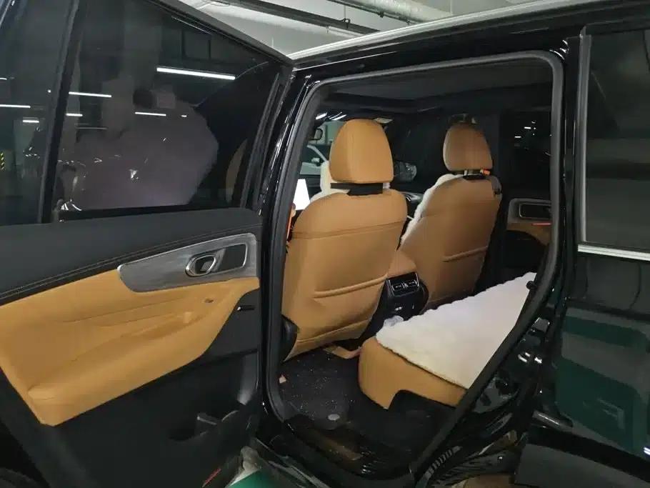 Trumpchi GS8 2025 Navigator Series 2.0TGDI 2WD Luxury 5-Seater — миниатюра 11