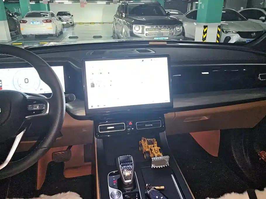 Trumpchi GS8 2025 Navigator Series 2.0TGDI 2WD Luxury 5-Seater — миниатюра 13