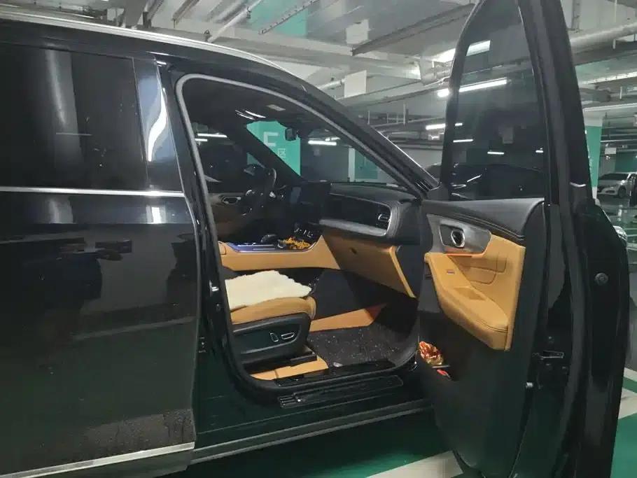 Trumpchi GS8 2025 Navigator Series 2.0TGDI 2WD Luxury 5-Seater — миниатюра 8
