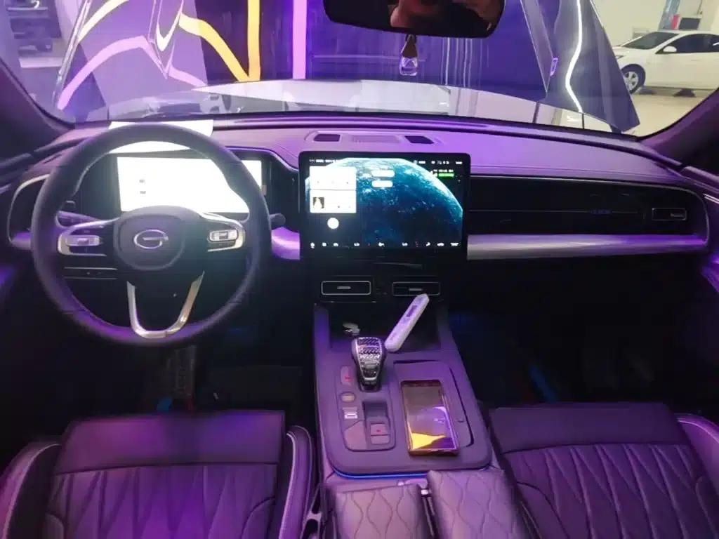 Trumpchi GS8 2025 Navigator Series 2.0TGDI 2WD Luxury 5-Seater — миниатюра 10