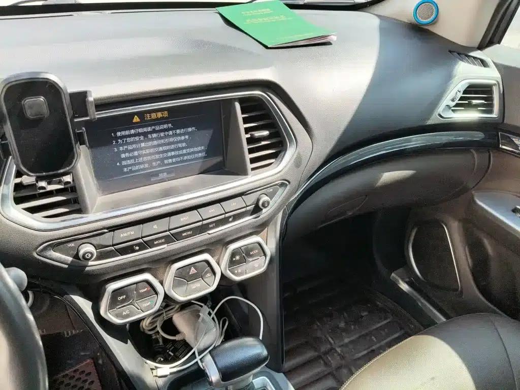 Trumpchi GS4 2016 235T G-DCT Luxury Edition — миниатюра 14