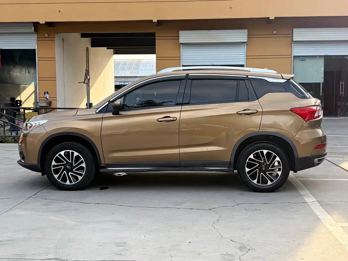 Trumpchi GS4 2015 200T Manual Deluxe Edition — миниатюра 15