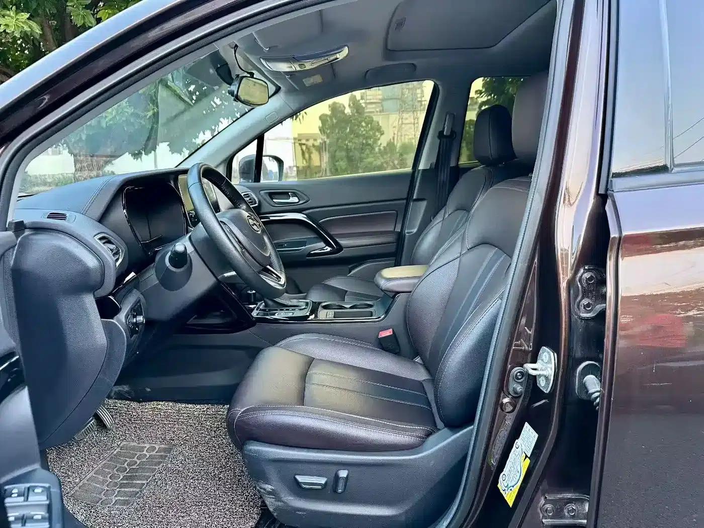 Trumpchi GS4 2018 235T Automatic 2WD Luxury Intelligent Edition — миниатюра 9