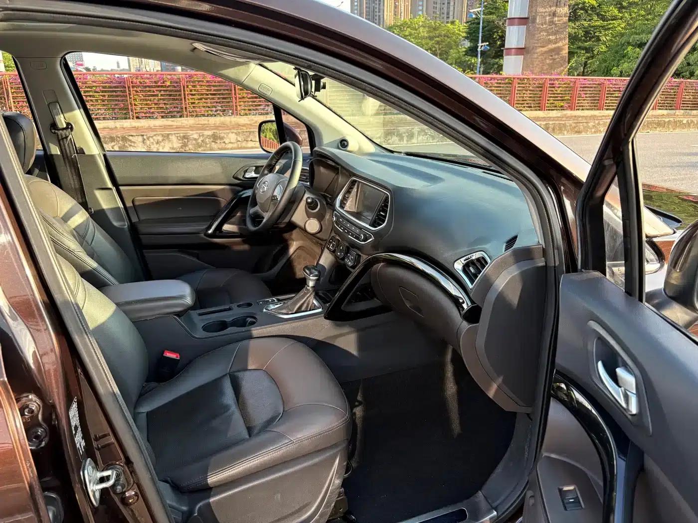 Trumpchi GS4 2016 235T G-DCT Luxury Edition — миниатюра 13
