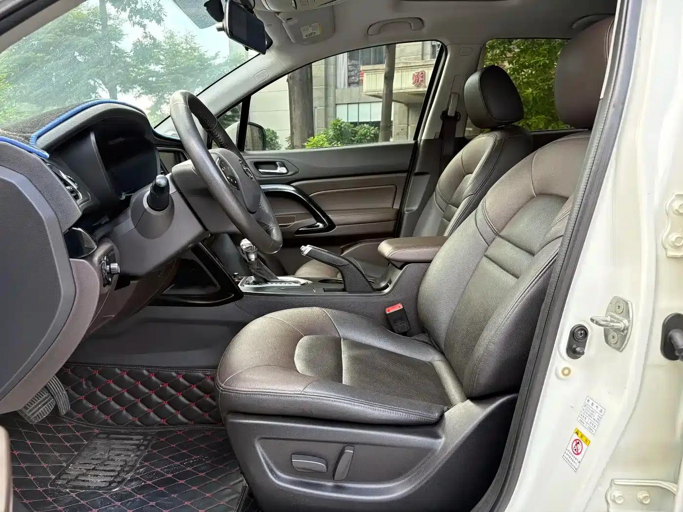Trumpchi GS4 2015 200T G-DCT Luxury Edition — миниатюра 7