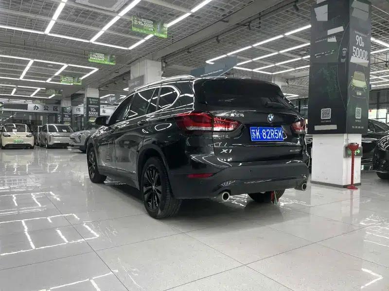 BMW X1 2021 Facelift sDrive20Li Fashion Edition — миниатюра 3
