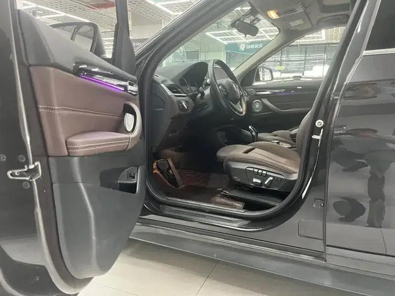 BMW X1 2021 Facelift sDrive20Li Fashion Edition — миниатюра 9