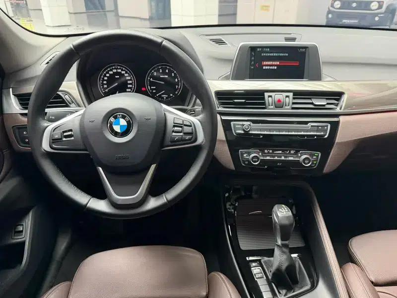 BMW X1 2018 sDrive18Li Fashion Edition — миниатюра 14