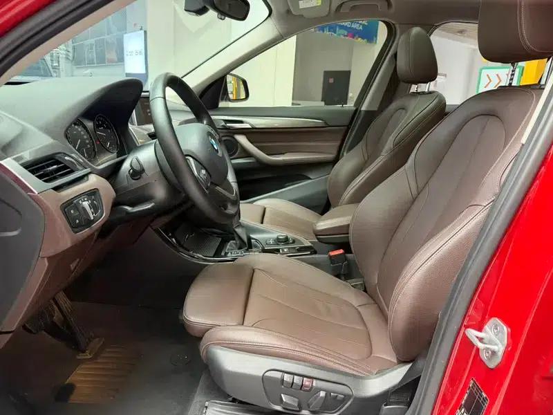 BMW X1 2018 sDrive18Li Fashion Edition — миниатюра 17