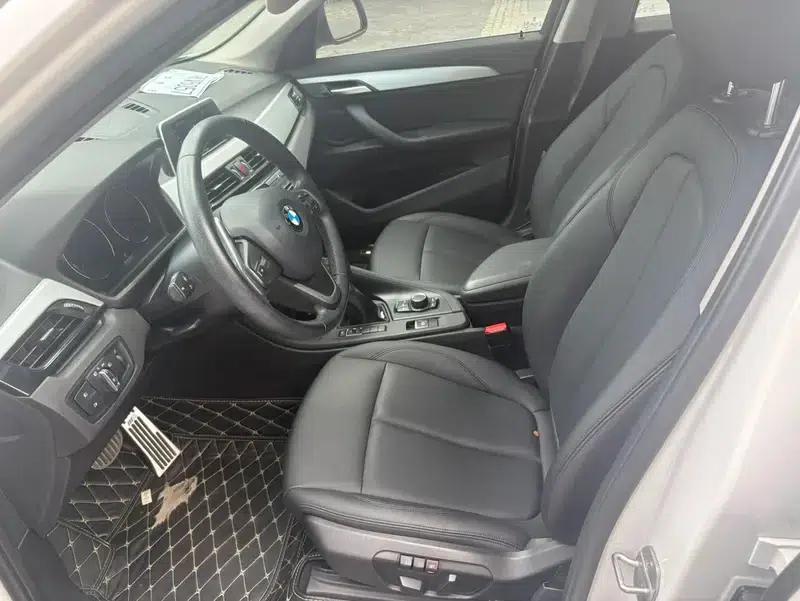 BMW X1 2019 sDrive20Li Leading Edition — миниатюра 10