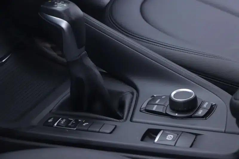 BMW X1 2016 sDrive18Li Premium — миниатюра 14