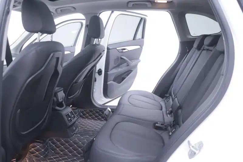 BMW X1 2016 sDrive18Li Premium — миниатюра 17