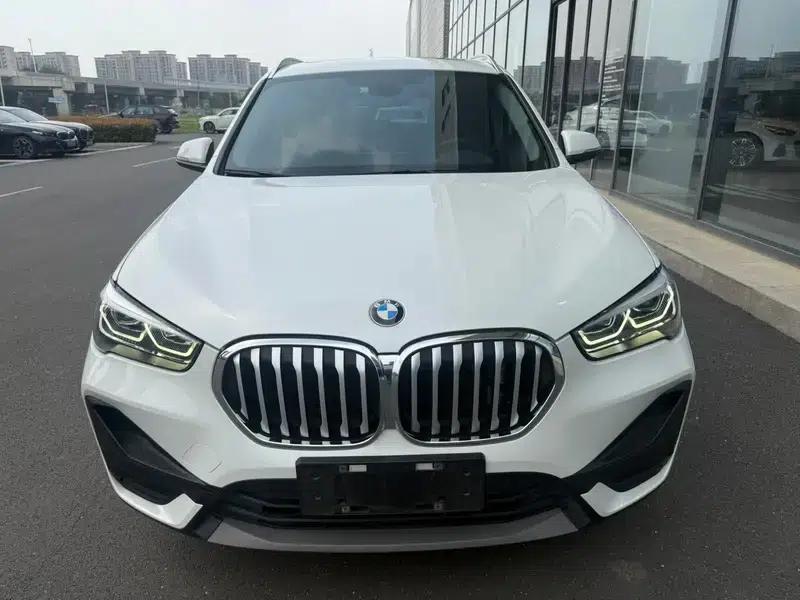 BMW X1 2022 sDrive25Li Leading Edition — миниатюра 2