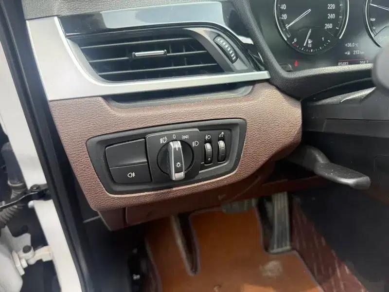 BMW X1 2022 sDrive25Li Leading Edition — миниатюра 12