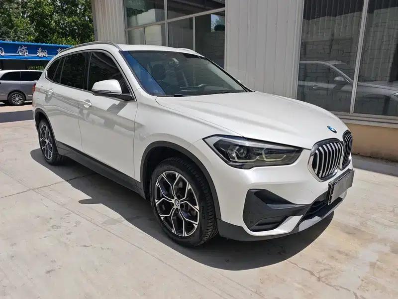 BMW X1 2021 sDrive25Li Leading Edition — миниатюра 3