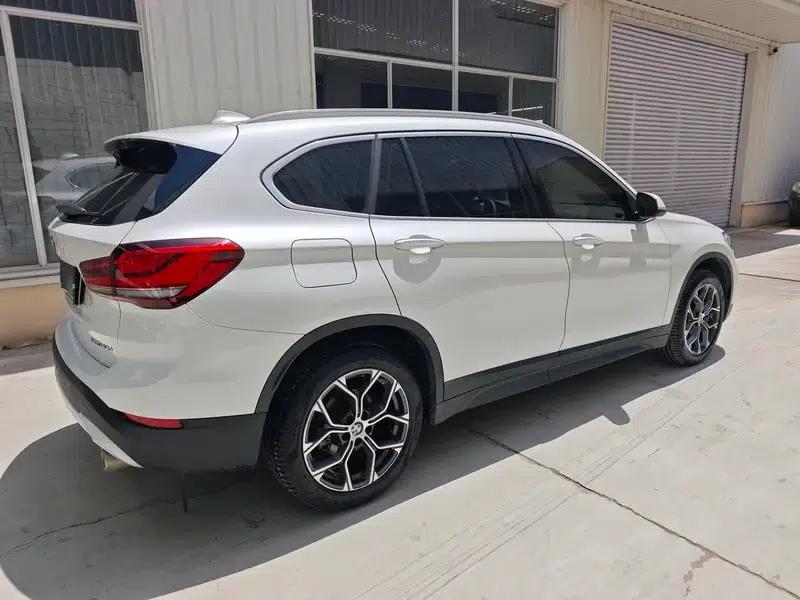 BMW X1 2021 sDrive25Li Leading Edition — миниатюра 6