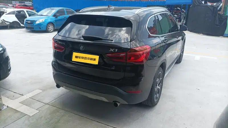 BMW X1 2018 xDrive20Li Premium — миниатюра 5