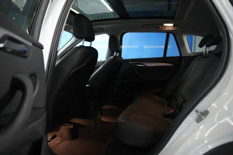 BMW X1 2016 sDrive18Li Premium — миниатюра 18