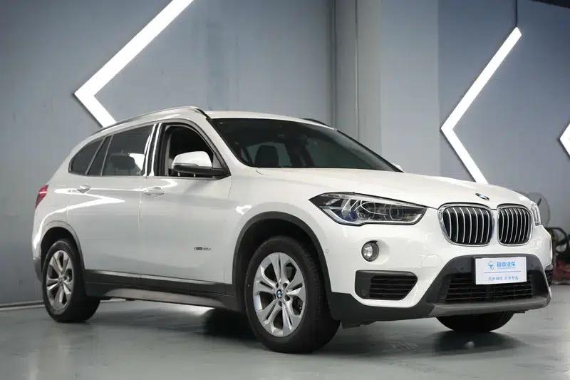 BMW X1 2016 sDrive18Li Premium — миниатюра 3