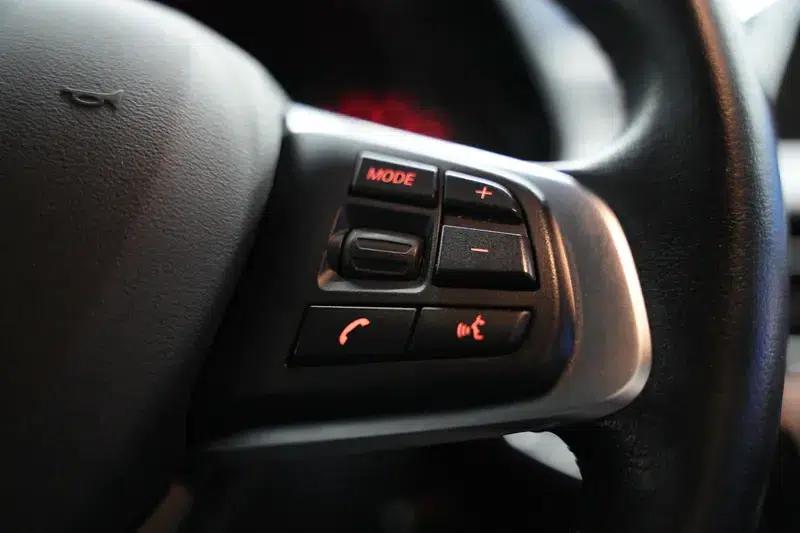 BMW X1 2016 sDrive18Li Premium — миниатюра 7