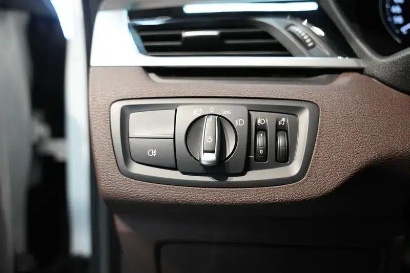 BMW X1 2022 sDrive25Li Leading Edition — миниатюра 15