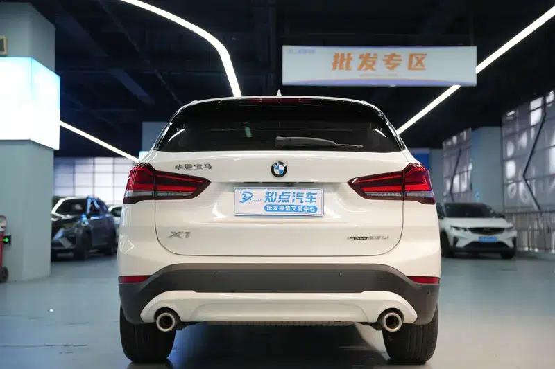 BMW X1 2022 sDrive25Li Leading Edition — миниатюра 5