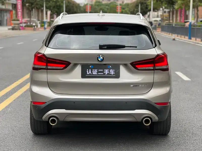 BMW X1 2020 sDrive25Li Leading Edition — миниатюра 6