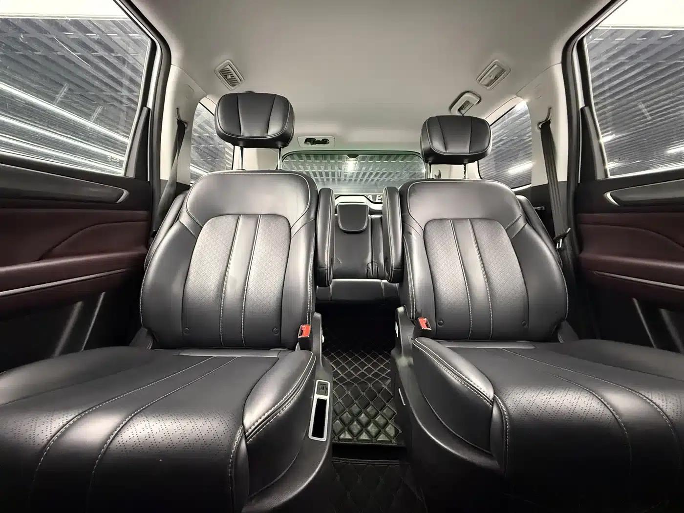 Trumpchi M6 2021 270T DCT Luxury Edition (7-seater) — миниатюра 12