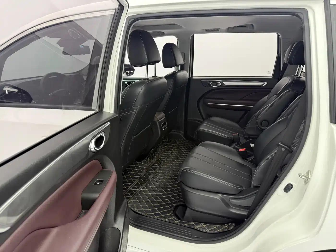 Trumpchi M6 2021 270T DCT Luxury Edition (7-seater) — миниатюра 16