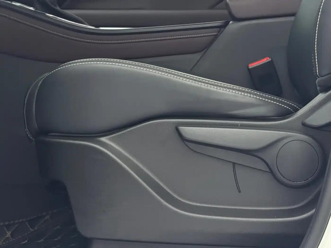 Trumpchi M6 2021 270T DCT Luxury Edition (7-seater) — миниатюра 22