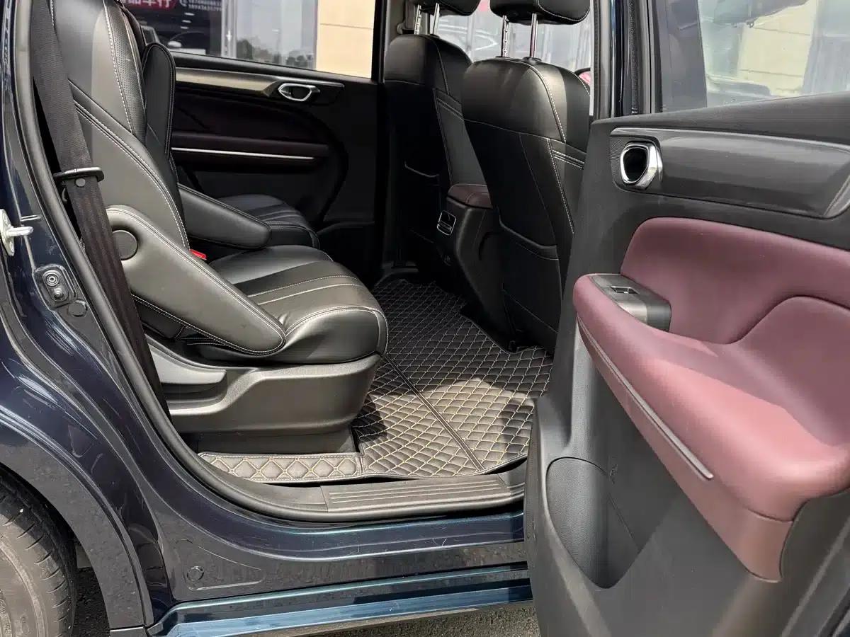 Trumpchi M6 2021 270T DCT Luxury Edition (7-seater) — миниатюра 12