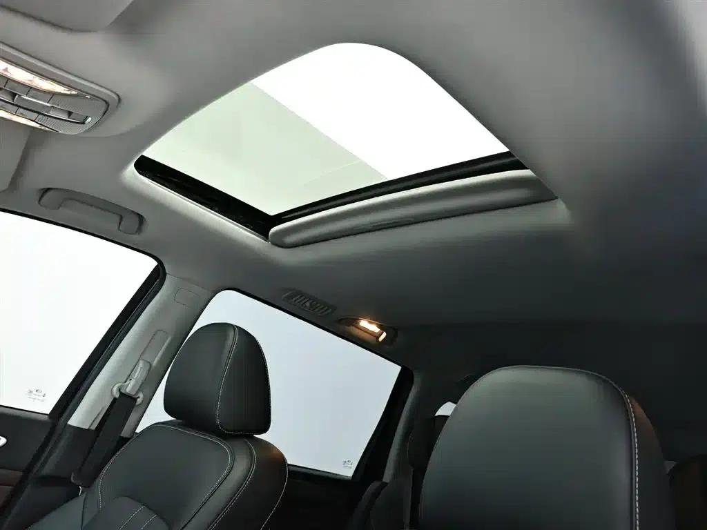 Trumpchi M6 2023 PRO 270T DCT Luxury Edition — миниатюра 13