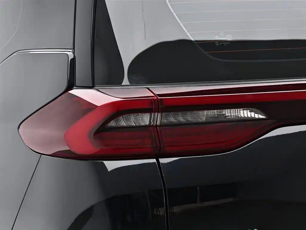 Trumpchi M6 2023 PRO 270T DCT Luxury Edition — миниатюра 7