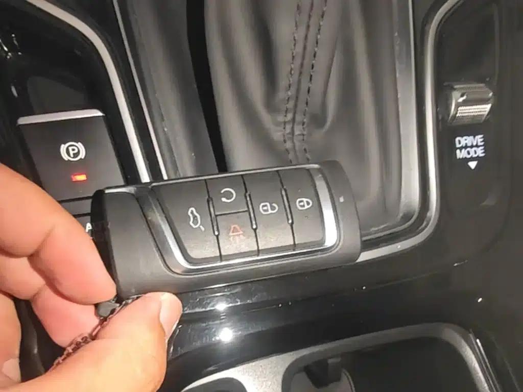 Trumpchi M6 2023 PRO 270T DCT Luxury Edition — миниатюра 9